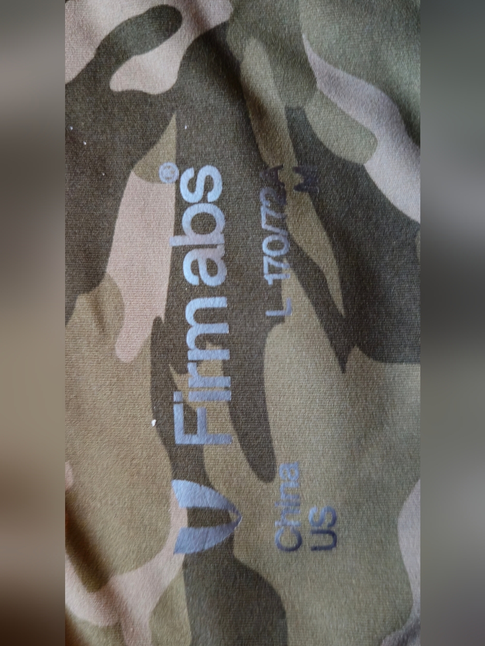 Firmabs Two‑Piece Set — Olive Cutout Top + Camo Tactical Joggers - Picture 7 of 13